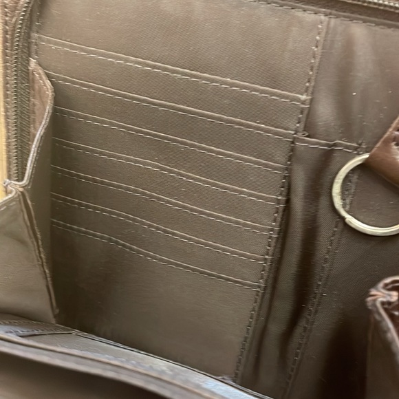 Pelle Studio Black Leather Messenger Bag Classic Design - Picture 6 of 8